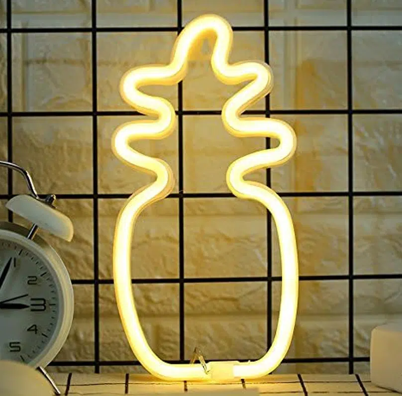 SNL-009 – Small Neon Hanging Light – Pineapple
